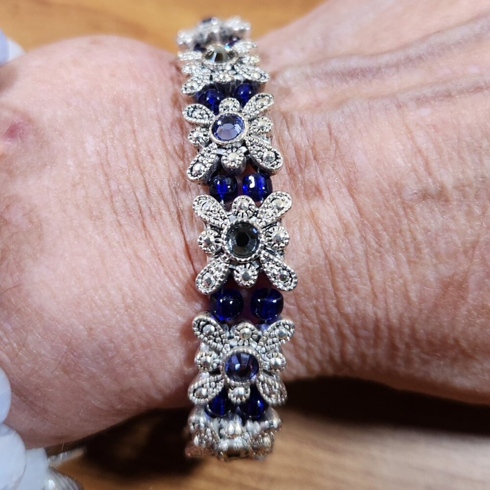 Vintage Womens Crystal & Blue Beads Silver Bracelet